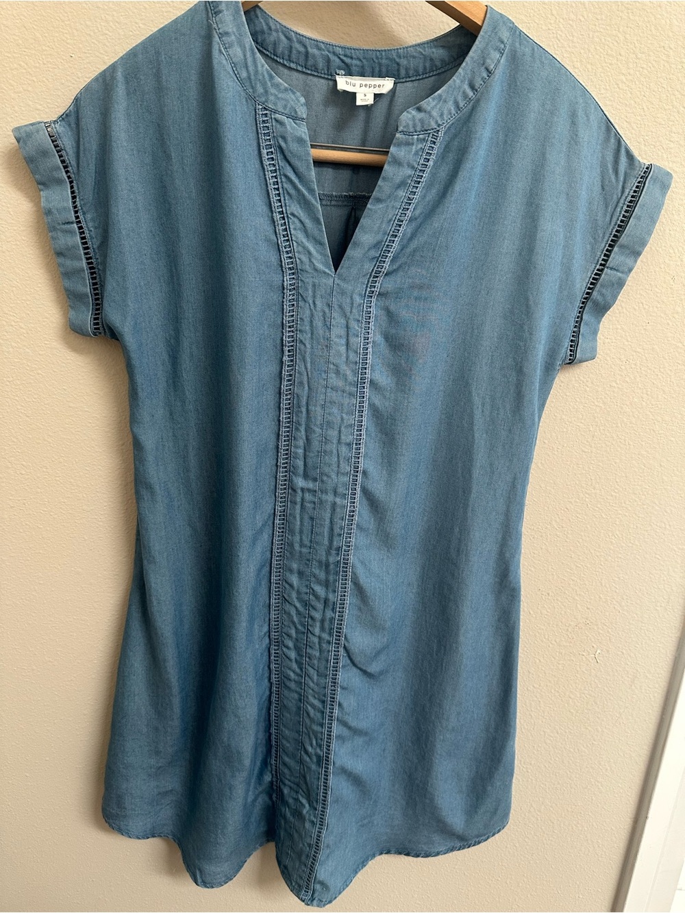 Blue Denim V-Neck Short Sleeve Dress
